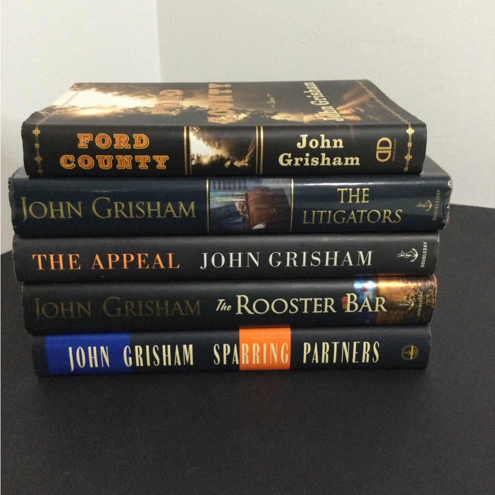 John Grisham 5 Hardcover Book Stack .. 📚
